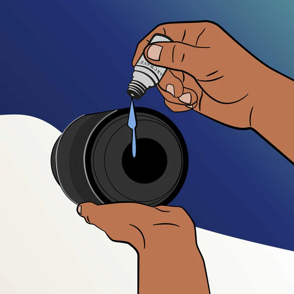 Arcwave Voy Compact Stroker, Cartoon Image of Lubricant Application to Stroker