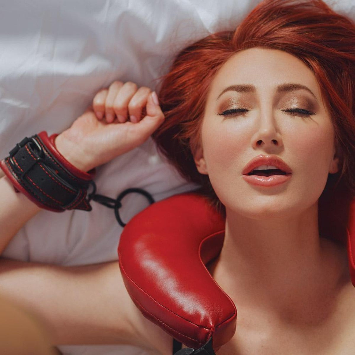 Sportsheets Saffron Thigh Sling, Neck Comfort