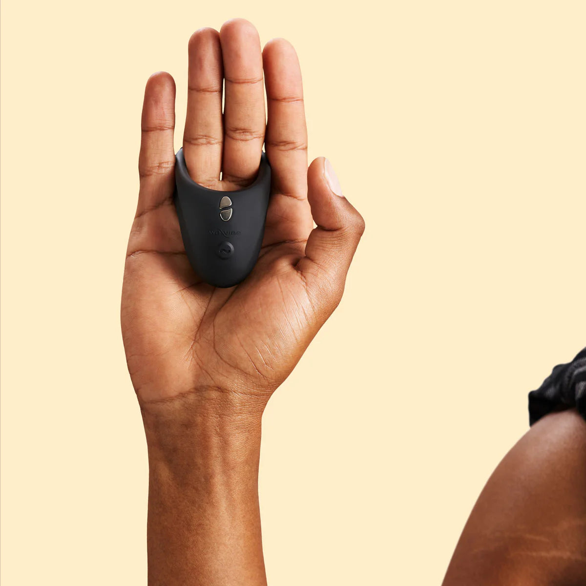 We-Vibe Tease Us Set (Bond & Bond), Product Through Two Fingers